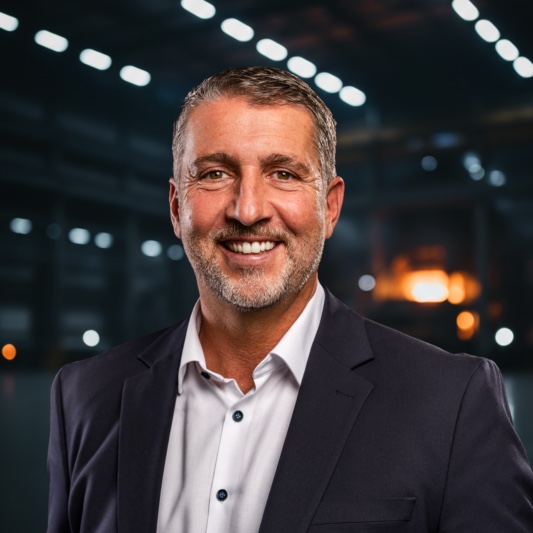 Portrait von Guido Lamanna, Leiter Vertrieb & Marketing bei Cotarko GmbH.